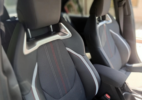 Toyota Corolla cena 106997 przebieg: 15000, rok produkcji 2022 z Mieroszów małe 172